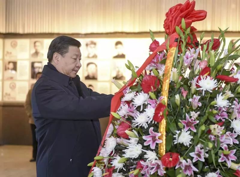 向先烈致敬！习近平的这些话饱含深情