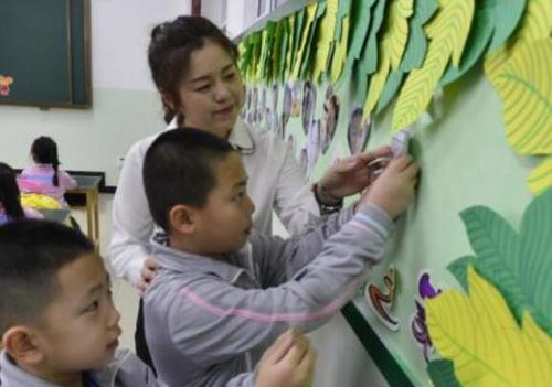 如何做到兜底而不垫底？公立学校竞争力成热议话题