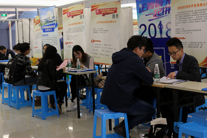 LJX-992507.jpg