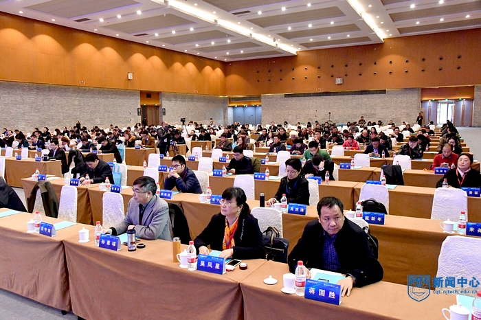 nEO_IMG_QCD_5380.jpg
