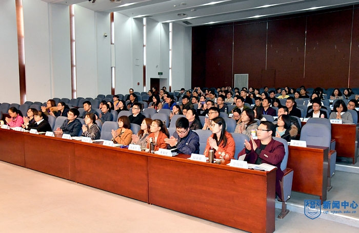 nEO_IMG_QCD_2943.jpg