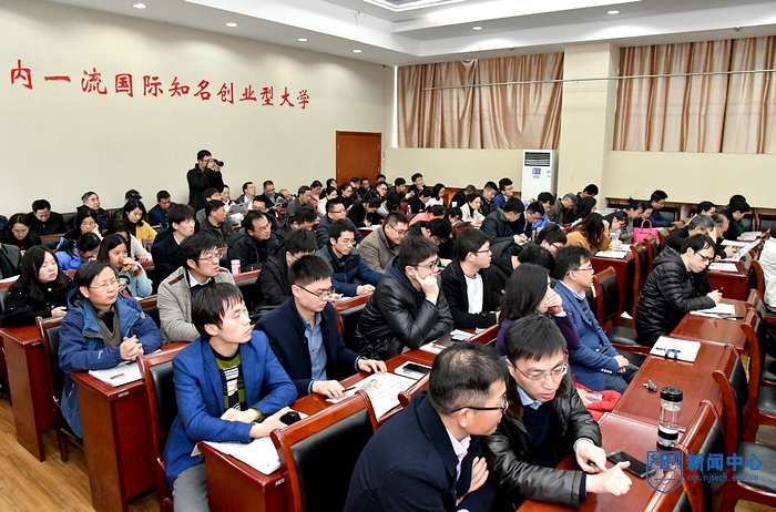 nEO_IMG_QCD_1184.jpg